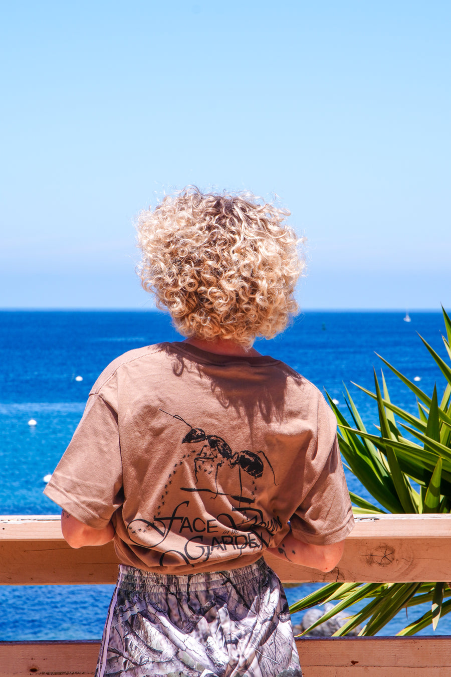 "Ant" Tee